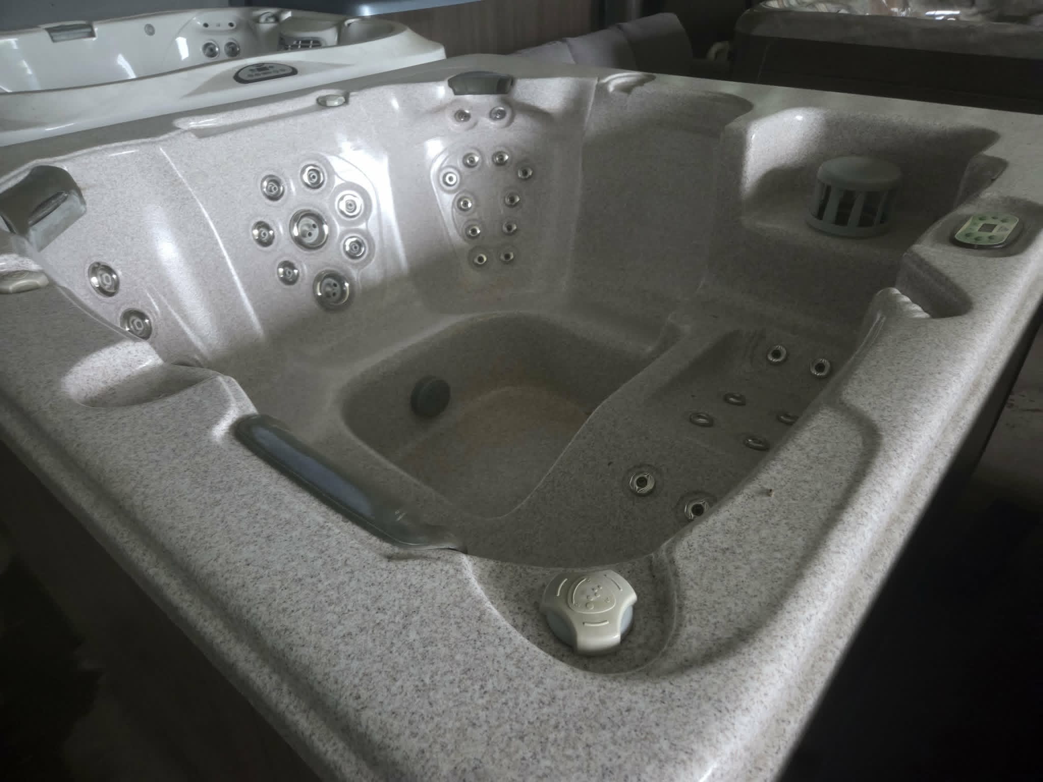 Tuff Spas TT45 hot tub